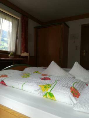 Gaestehaus Waldruh Mayrhofen Exterior foto